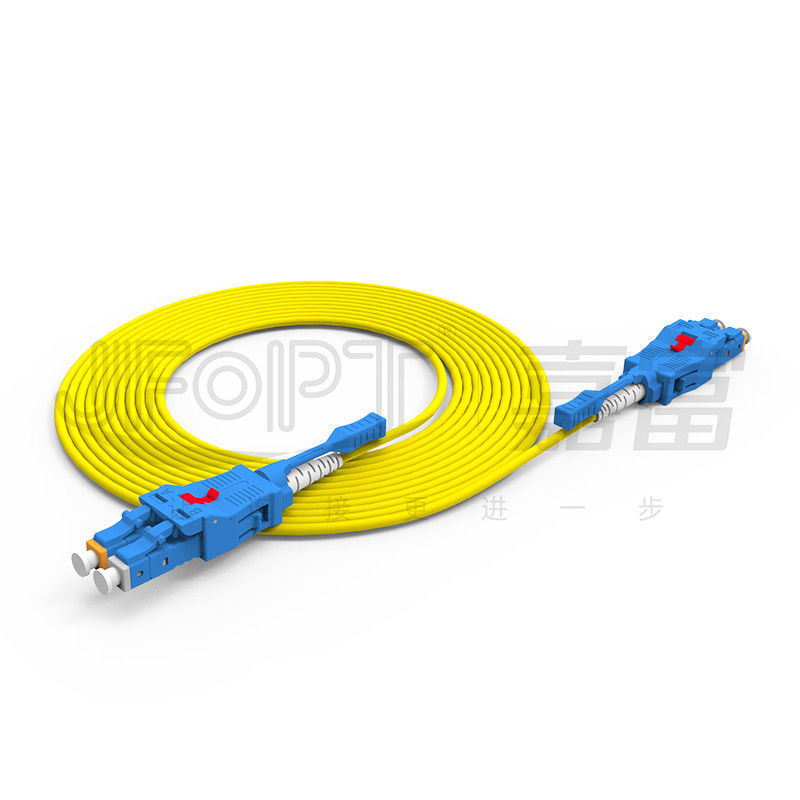 Solo cordón de remiendo del LC Uniboot de la manga de la cola del cable de fribra óptica del duplex del tubo