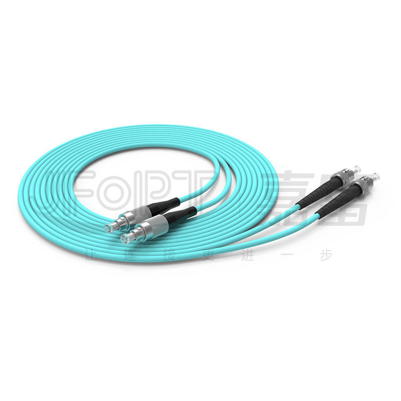 el cuadro 8 cable ROHS2.0 de 3.0m m de la fibra ALCANZA el tubo flojo del almacenador intermediario apretado ignífugo de la UL
