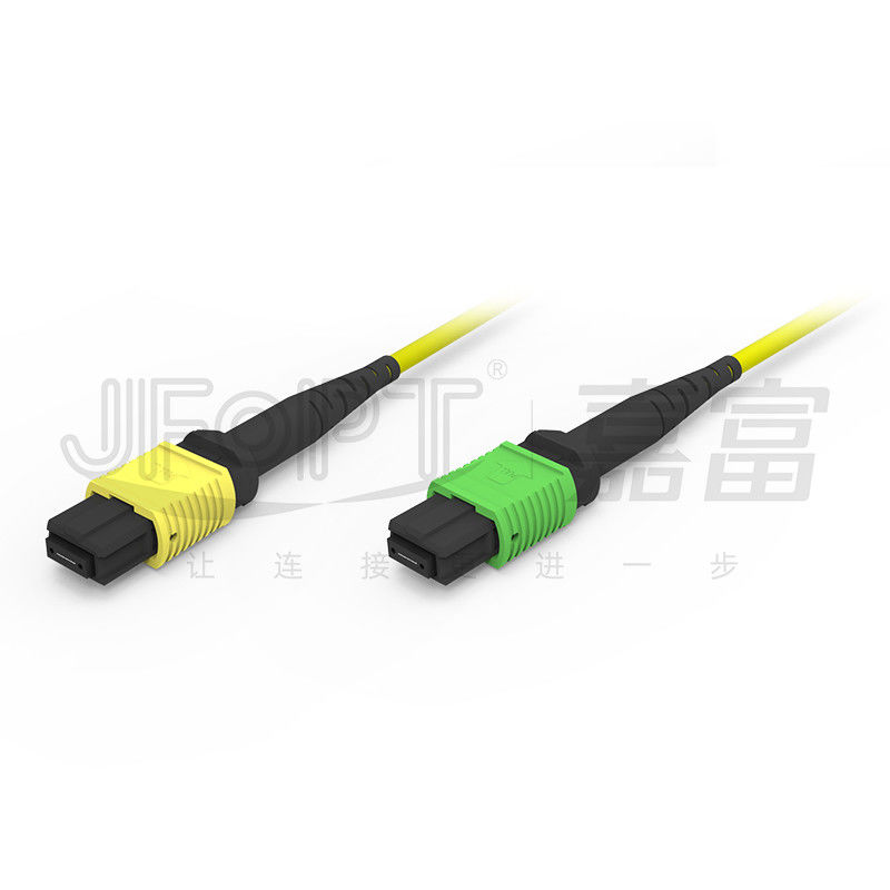 10 Gigabits MPO cable de parche Conexión rápida para conexión de señal óptica en la sala de computadoras